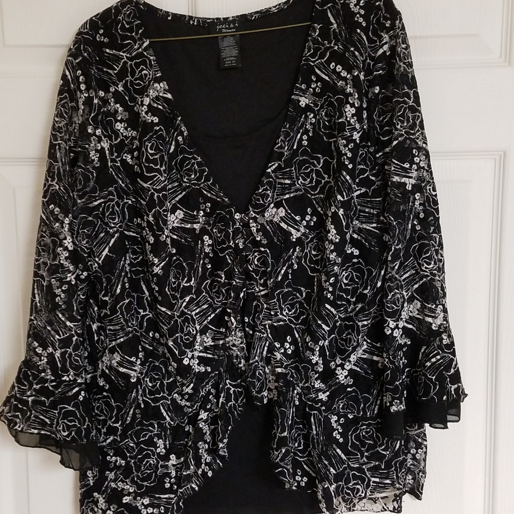 Joei & I plus size women's top